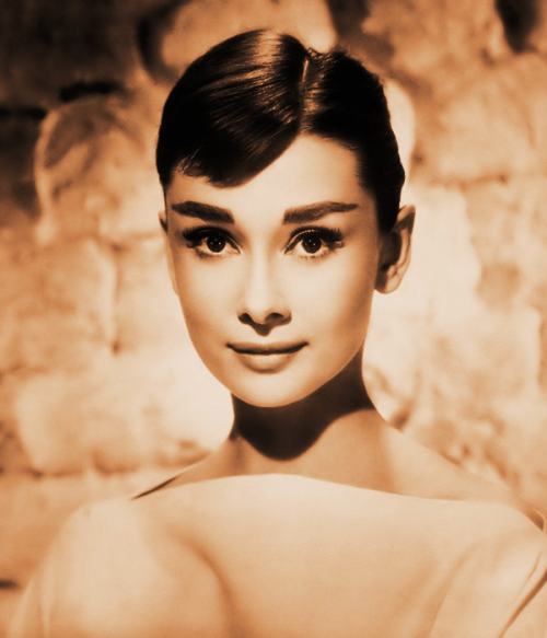 奥黛丽赫本一一永远的女神!