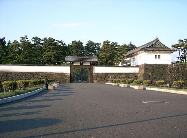 此事因为发生在樱田门外,被称为樱田门外之变.