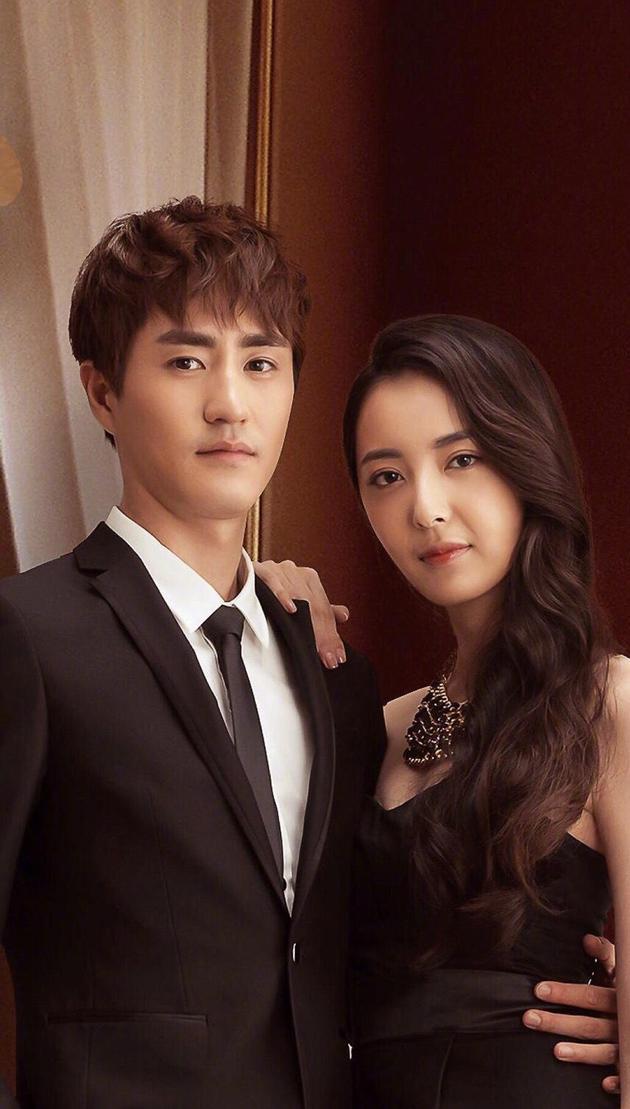 杨玏米露十指紧扣疑曝恋情?男方否认:只是朋友