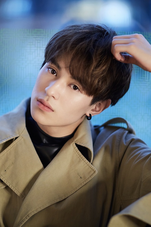 觉醒男团awaken-f喜获"年度风尚组合" 奖 全新单曲《吸引定律》创新高