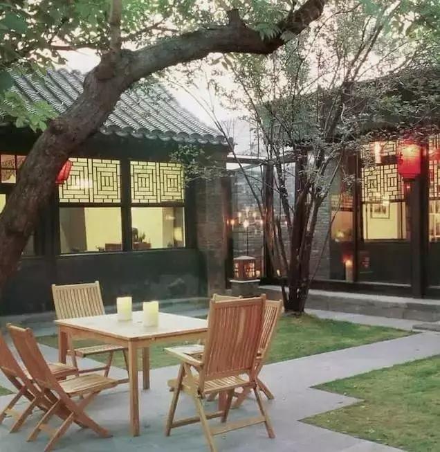 想找一处四合院,喝茶!